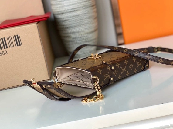 POCHETTE LOUIS TRUNK VERTICAL VUITTON 0712